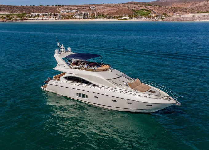Sunseeker 75 Bar&Co