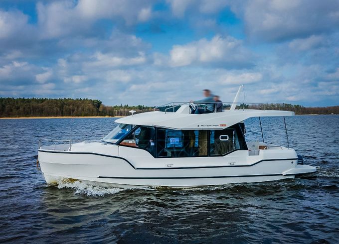Sun Camper 35 Flybridge Sapina