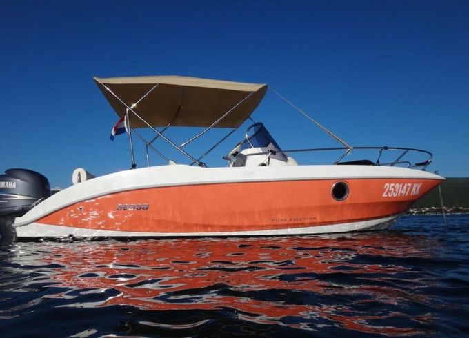 Sessa Key Largo 20 Deck 10