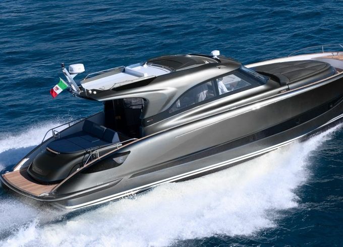 Solaris Power 48 Lobster Valmarin