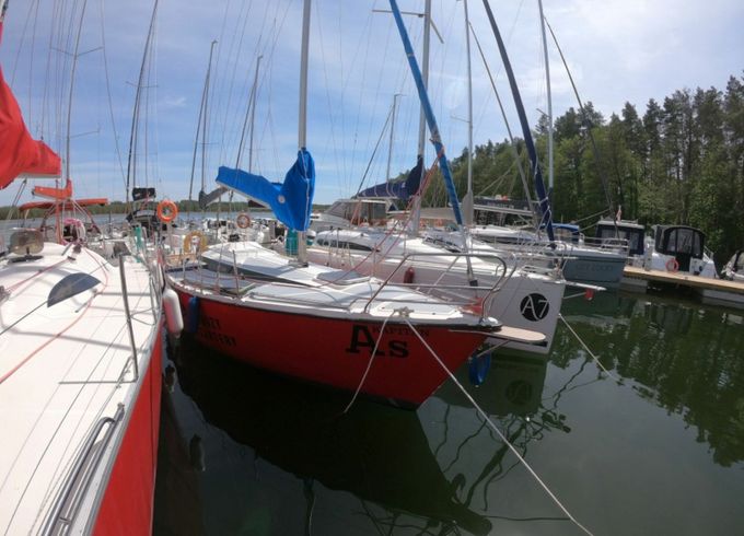 Tango 780 Kapitan As
