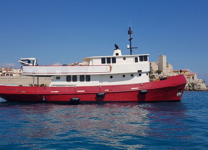 Solimano Tugboat Capotesta