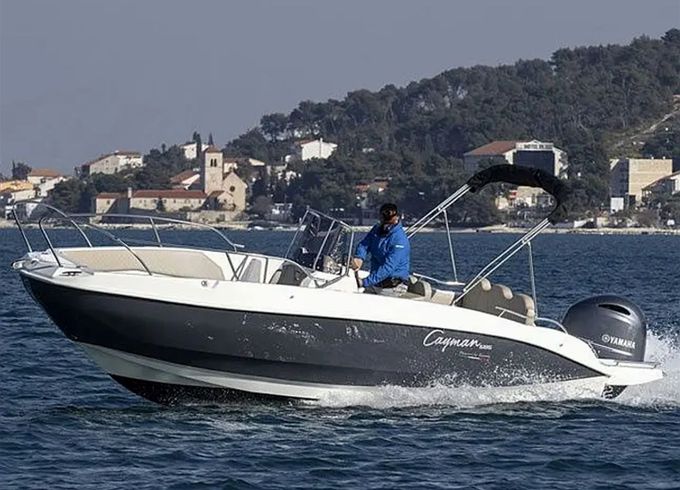 Speedy Cayman 585 24