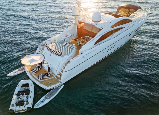 Sunseeker 72 Ghost