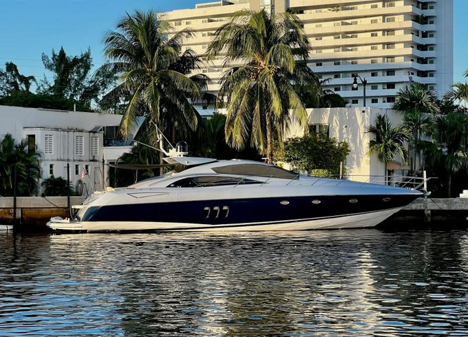 Sunseeker 72 Lion