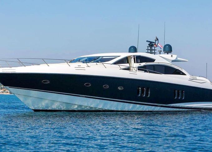 Sunseeker 82 Light Blue