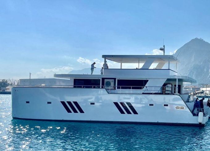Villaboat Ocean Beast 65 Fly Inka