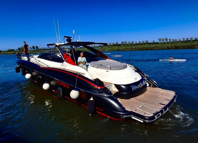 Sunseeker Predator 60 Bestiolina