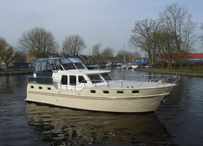 Valkkruiser 1300 Liona Elite