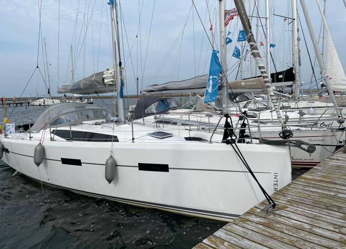 Viko S 35 Interceptor