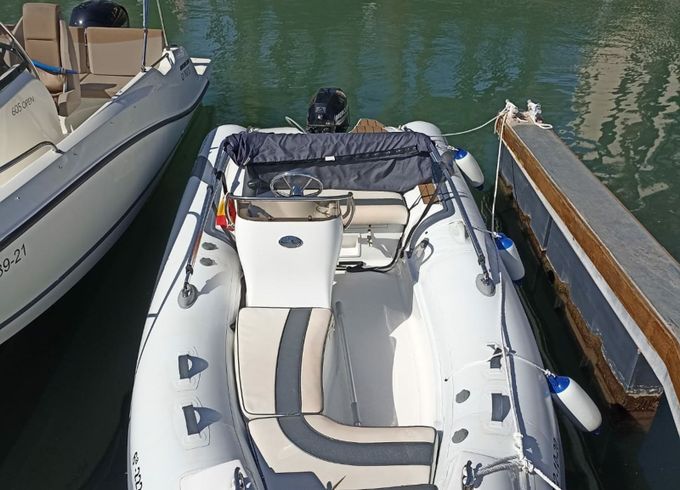 Walker Bay 450 Cristina