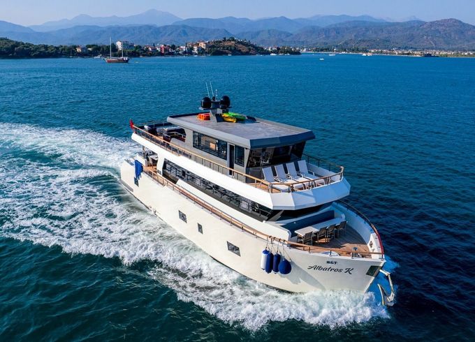 Trawler 85 Albatros Explorer