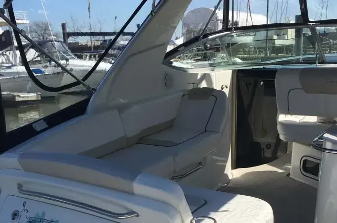 Experience New York Harbor on Sea Ray 280 Sundancer with Captain Michael