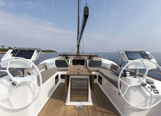 10 People Dufour Cruising Monohull Charter in Sicilia, Italy
