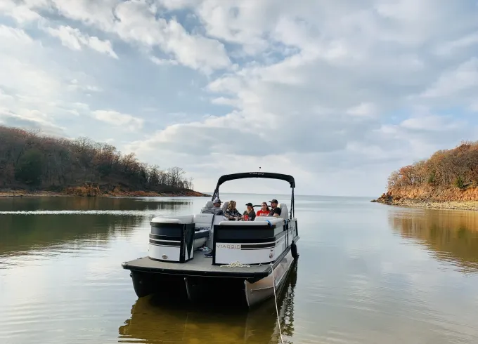26ft Diamond Travel 26Q Tritoon