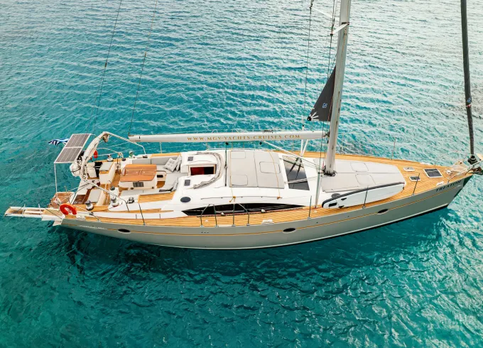 TREATON / Private Luxury Morning Trips (5.5 h) to Dia island - up to 16 guests