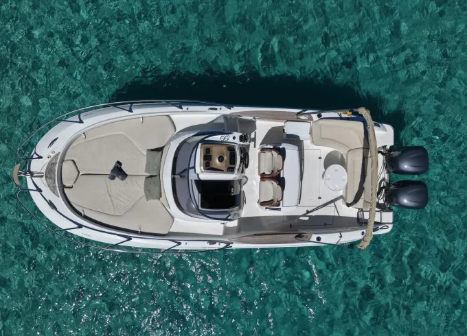Sessa Key Largo 30 Motor Yacht Charter in IBIZA TOWN PORT - POSSIBLE BAREBOAT