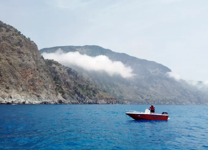 30hp 5,5m motorboat in Chora Sfakion, Greece