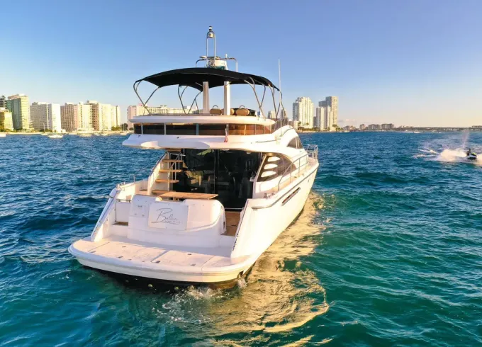 70' Fairline Luxury Yacht At Costa Mujeres