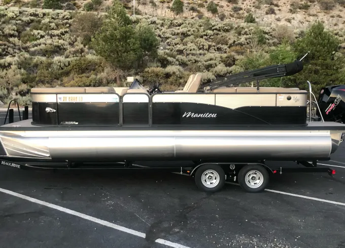 2022 Manitou 24' Tritoon on Lake Tahoe