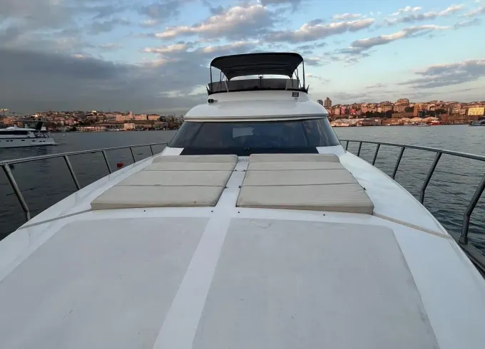 39ft Yacht Sunset Photography Cruise on the Bosphorus