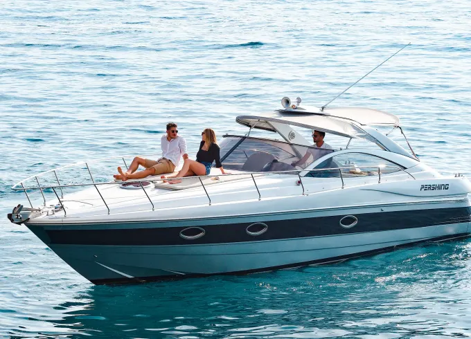 Pershing 37 Motor Yacht Rental in Sorrento, Campania