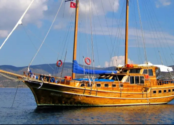 Luxury Bodrum Gulet: Spacious 6-Cabin Sailing Yacht Perfect for 12 Guests