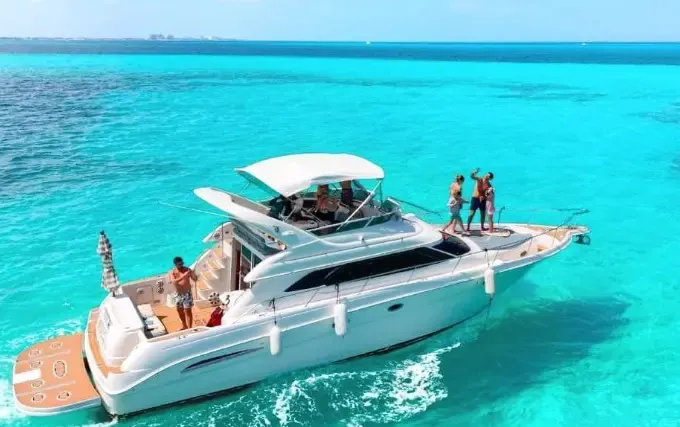 Sea Ray 51ft Flybridge Luxury Yacht | Premium Private Charter