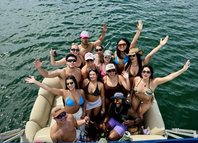 ** 2-Story Pontoon **SLIDE+SHADE** (2 of 2)