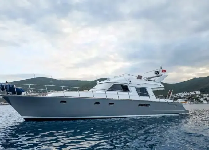 Luxury and Comfort on a 59ft Fairline Motor Yacht in Bodrum