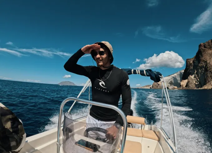 Explore Milos by Boat – No License Needed