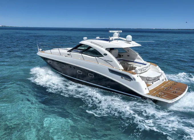 Luxury Sea Ray 48ft Yacht – Premium Experience in Cancun