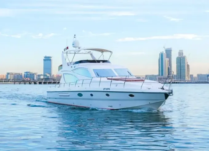 Looking For budget friendly and Luxuries Yacht in Dubai