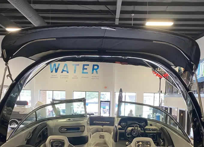 29' Crownline Powerboat & WaterToy Rental at Lake Lanier