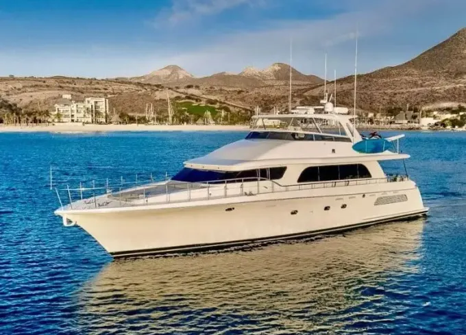 Elegant Cheoy Lee 84ft Mega Yacht for memorable experience in La Paz