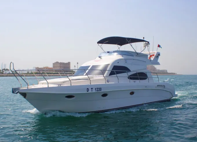 48ft Yacht Charter up to 10 guests - Dubai Marina
