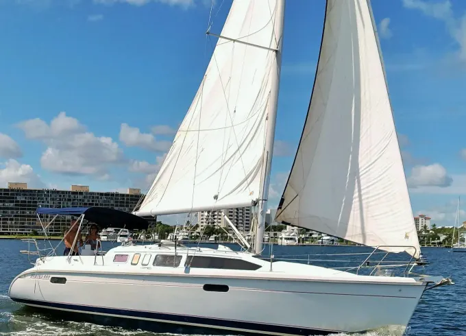 Hunter 336 Sailboat! Relaxing Sailing Palm Beach
