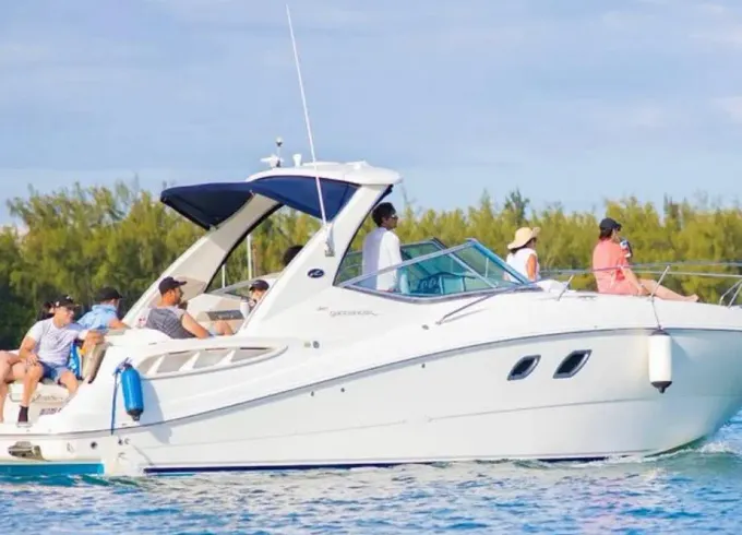 ENJOY MIAMI in WITH 34FT SUNDANCER!