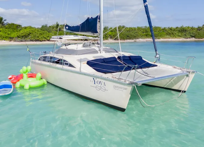 36' Private Catamaran Charter in Cozumel, Mexico