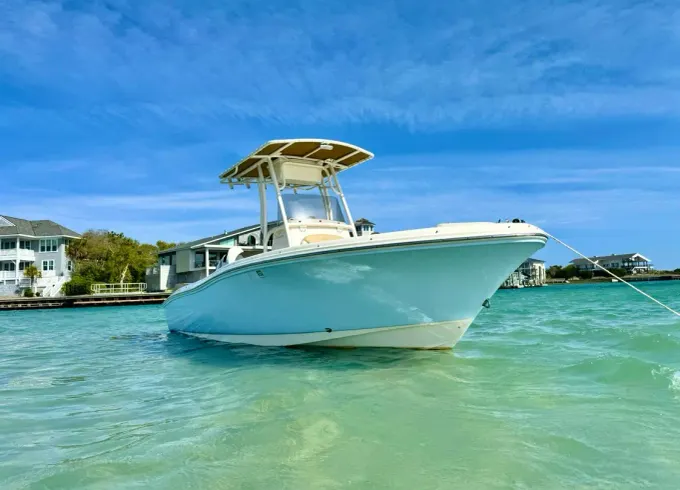 New! 20ft Pioneer Center Console Perfect for Cruising or Fishing!