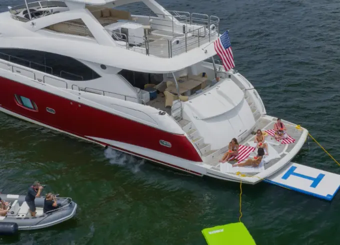 Luxurious 88ft Sunseeker Manhattan serving Florida and Bahamas