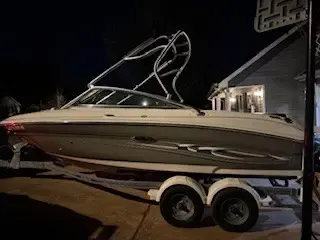 Sea Ray Select 200 with tower for Rent on Jackson Lake, Lake Sinclair, Oconee