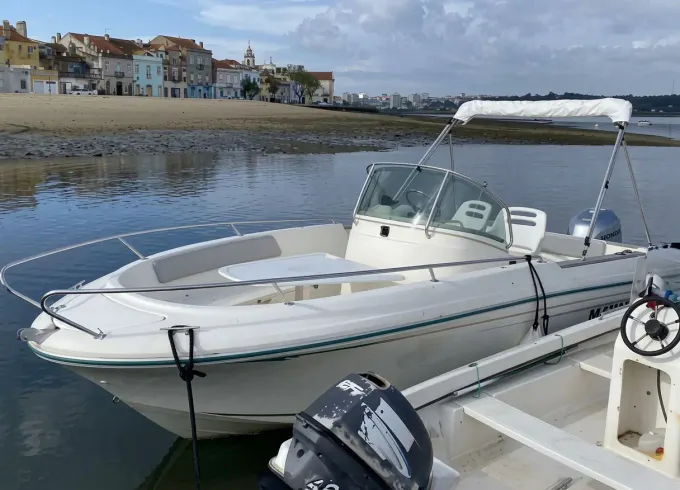 Jeanneau Cap Camarat 625 -Day Rental in Lisbon, with or without Skipper
