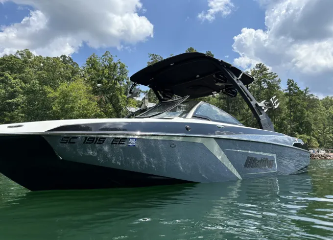 2018 Malibu Wakesetter 23LSV for 12