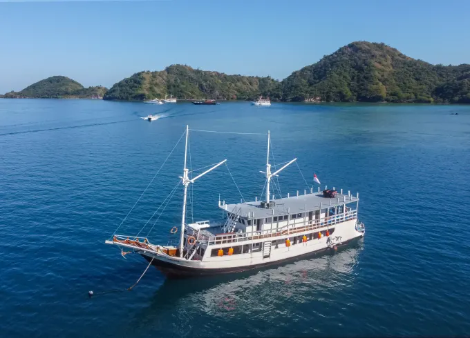 3D2N Komodo Island Hopping Adventure