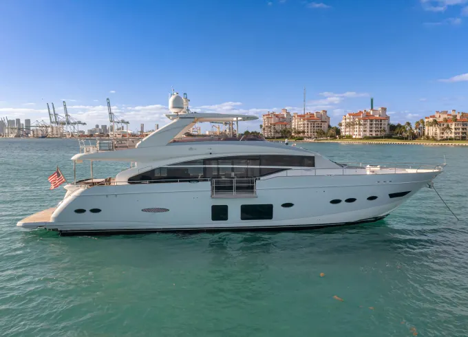 Sleek 88 Princess Yacht (With Jacuzzi)