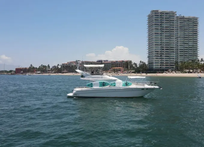 44ft Sea Ray Boat Rental with Captain in Puerto Vallarta, Jalisco