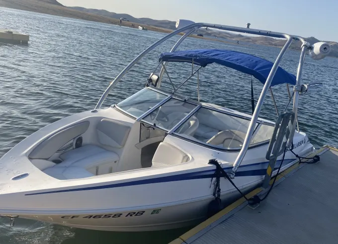 Larson 186 Bowrider Rental in Fresno, California