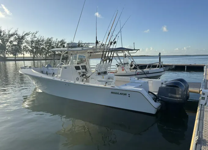 Offshore Thrills on a 32ft Regulator – Reel in the Adventure!