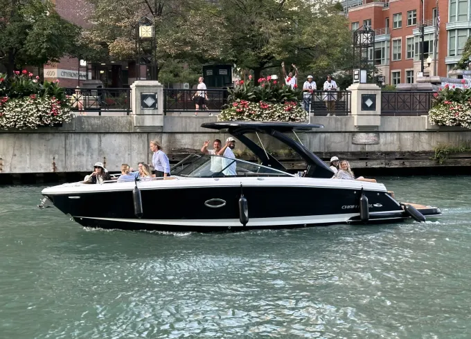 Cruise on the New & Luxurious 2024 30ft Chaparral Motor Yacht in Chicago!!!